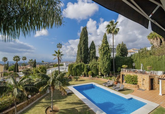 Villa in Marbella -  Villa Valle de Flores (R3261154)