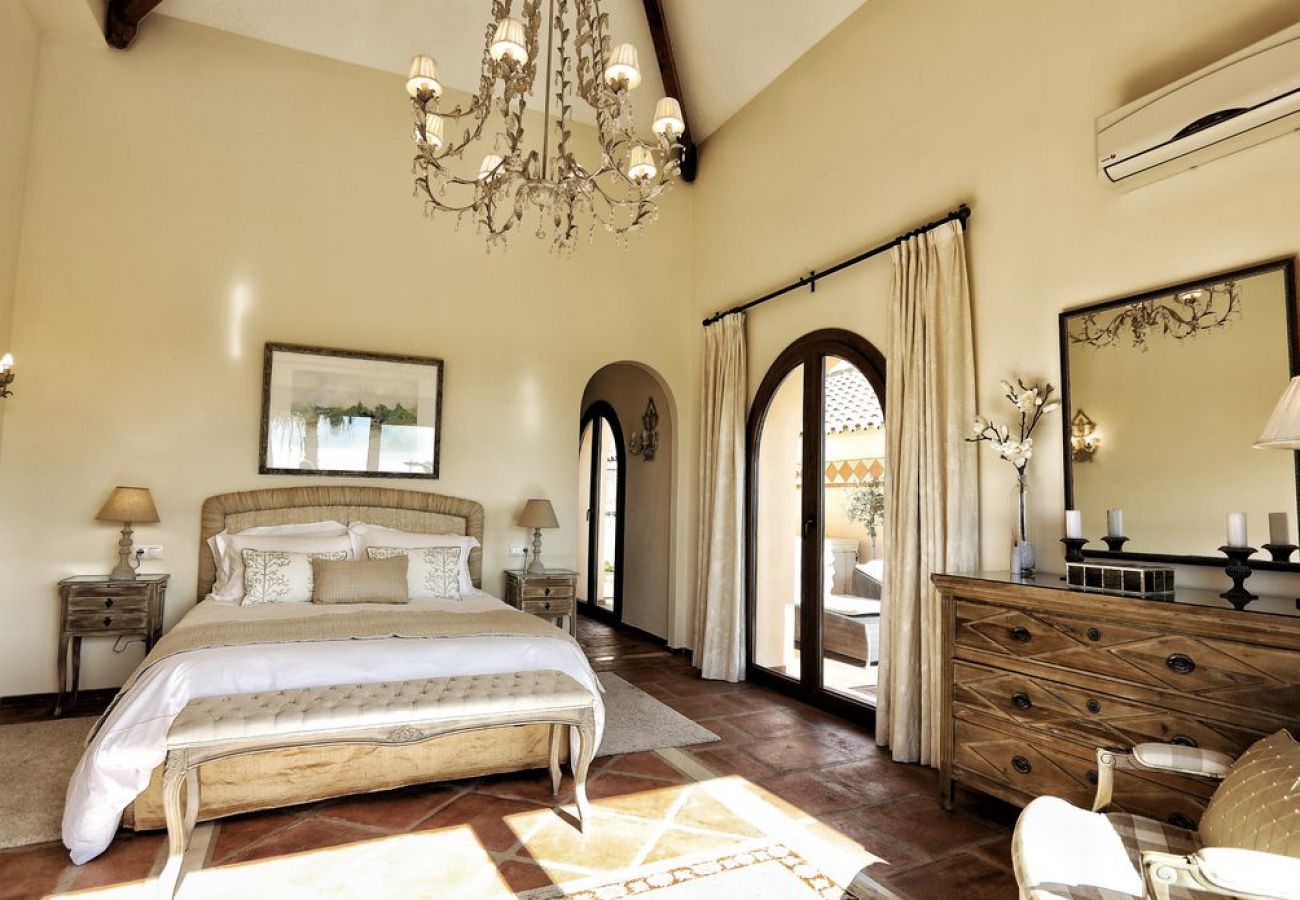 Villa in Marbella -  Villa Julieta (R2042057)