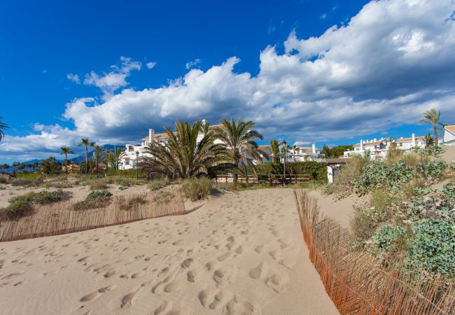 Ferienwohnung in Marbella -  Palm Beach Penthouse (R2611208)