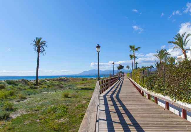 Ferienwohnung in Marbella -  Palm Beach Penthouse (R2611208)