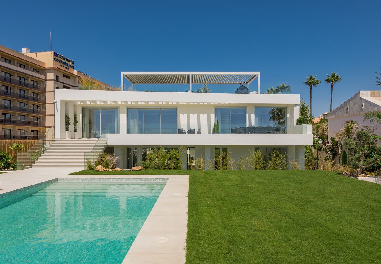 Villa in Mijas - Villa Sea Breeze (R4272085)