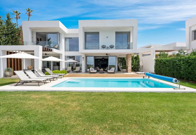 Villa in Marbella -  Villa Mariposa (R3907066)