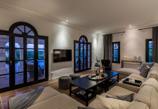 Villa in Nueva andalucia - Villa Oliva Villa in Nueva andalucia - Villa Oliva