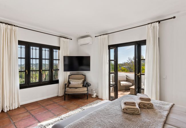 Villa in Nueva andalucia - Villa Oliva Villa in Nueva andalucia - Villa Oliva