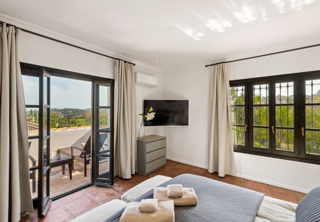 Villa in Nueva andalucia - Villa Oliva Villa in Nueva andalucia - Villa Oliva