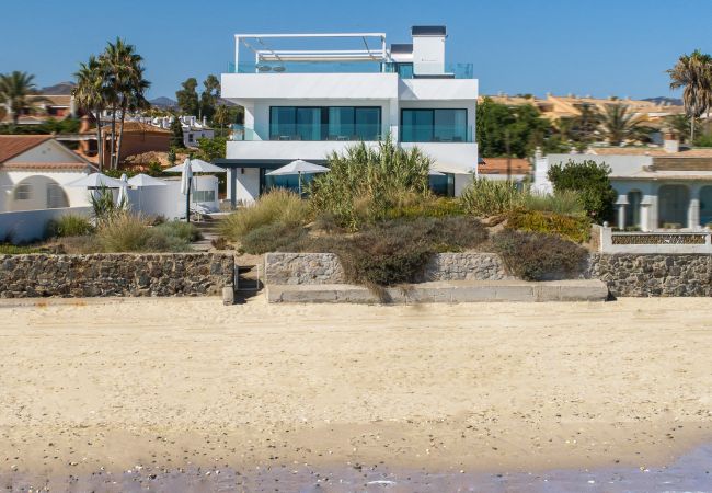 Villa en Marbella -  Frontline Beach Costabella (R2576927)