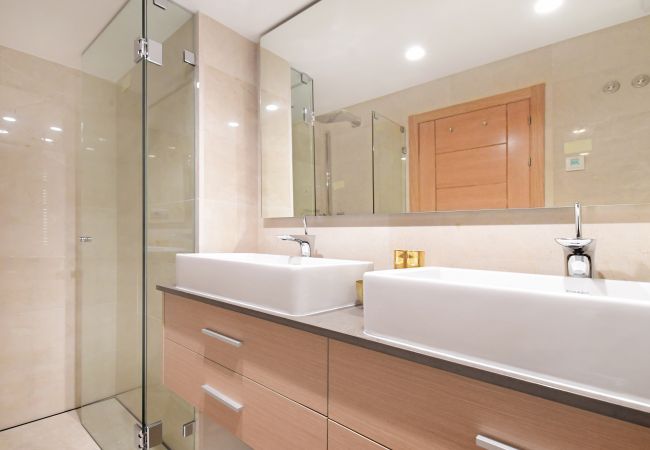 Villa en Nueva andalucia -  Villa Blanca (R2835011) Villa en Nueva andalucia -  Villa Blanca (R2835011)