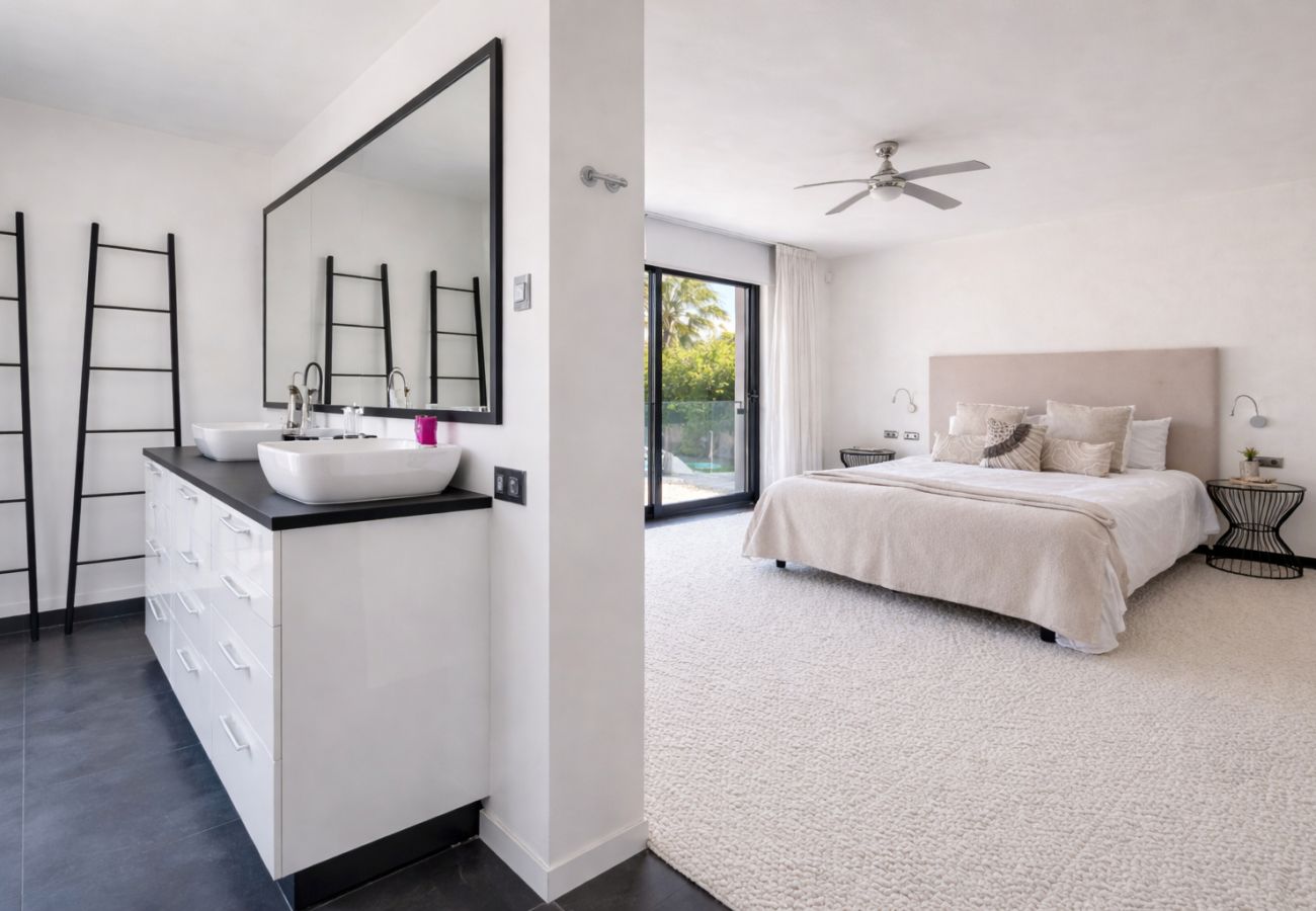 Villa en Nueva andalucia -  Villa Karma (R2132993)