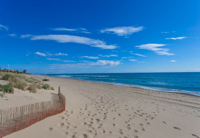 Apartamento en Marbella -  Palm Beach Penthouse (R2611208) Apartamento en Marbella -  Palm Beach Penthouse (R2611208)