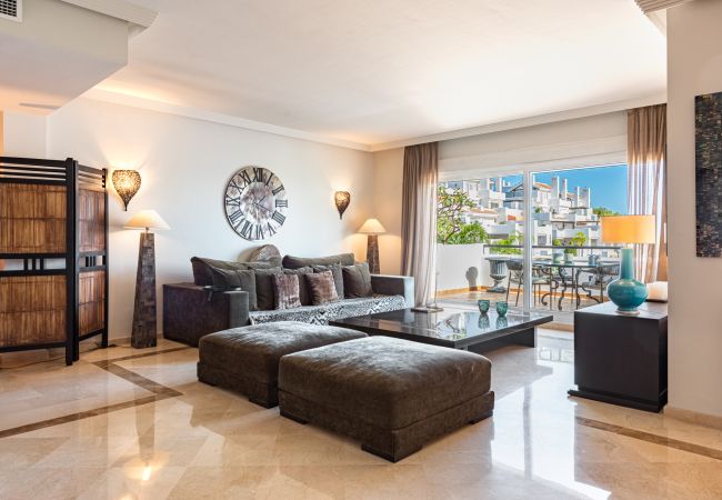 Apartamento en Marbella -  Palm Beach Penthouse (R2611208) Apartamento en Marbella -  Palm Beach Penthouse (R2611208)