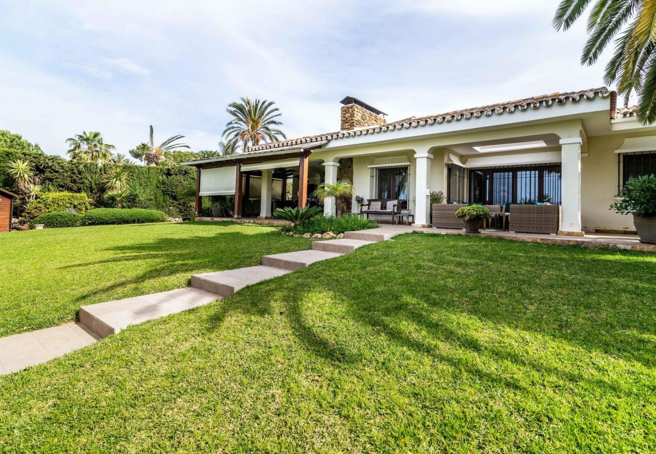 Villa en Mijas Costa -  Villa Lucia (R2149486)