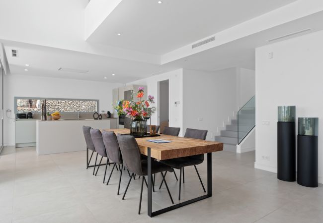 Villa en Marbella -  Villa Mariposa (R3907066) Villa en Marbella -  Villa Mariposa (R3907066)