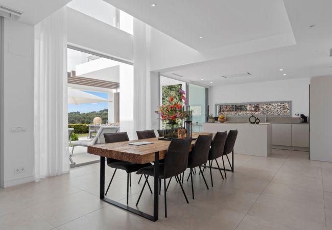 Villa en Marbella -  Villa Mariposa (R3907066) Villa en Marbella -  Villa Mariposa (R3907066)
