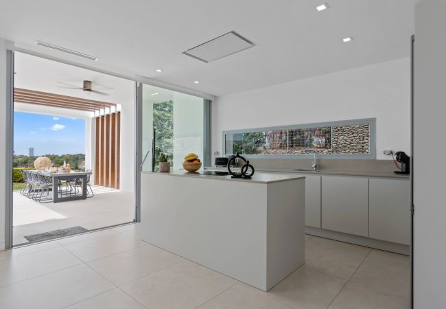 Villa en Marbella -  Villa Mariposa (R3907066) Villa en Marbella -  Villa Mariposa (R3907066)