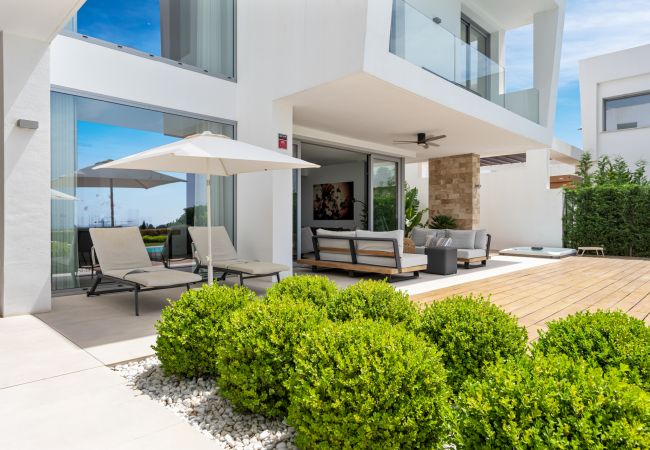 Villa en Marbella -  Villa Mariposa (R3907066) Villa en Marbella -  Villa Mariposa (R3907066)