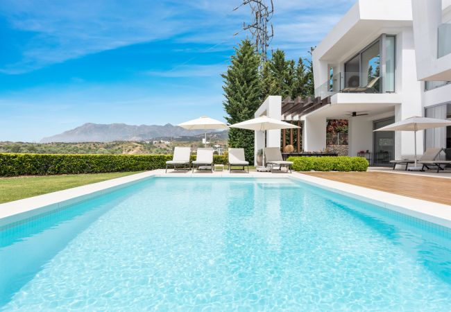 Villa en Marbella -  Villa Mariposa (R3907066) Villa en Marbella -  Villa Mariposa (R3907066)