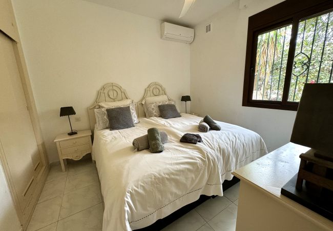 Villa in Marbella -  Villa Carib Playa (R1913565) Villa in Marbella -  Villa Carib Playa (R1913565)
