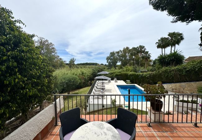 Villa in Marbella -  Villa Carib Playa (R1913565) Villa in Marbella -  Villa Carib Playa (R1913565)