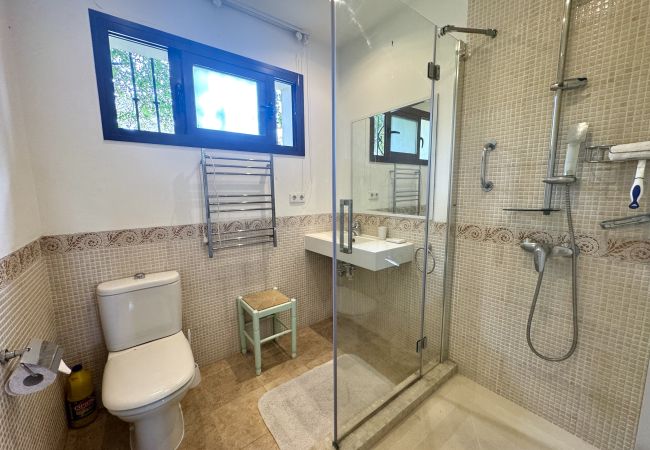 Villa in Marbella -  Villa Carib Playa (R1913565) Villa in Marbella -  Villa Carib Playa (R1913565)