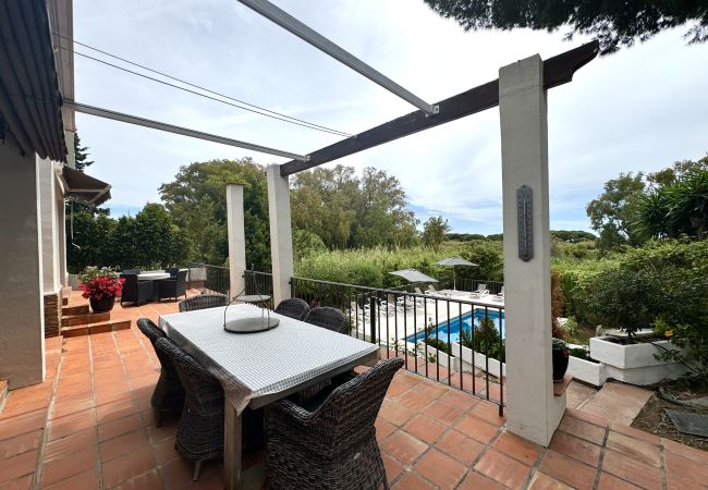 Villa in Marbella -  Villa Carib Playa (R1913565) Villa in Marbella -  Villa Carib Playa (R1913565)
