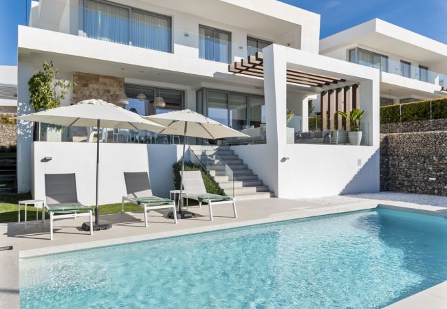 Villa in Marbella -  Villa Riva (R3930610) Villa in Marbella -  Villa Riva (R3930610)