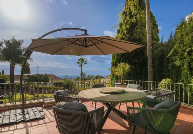 Villa in Marbella -  Villa Flores (R3261154) Villa in Marbella -  Villa Flores (R3261154)