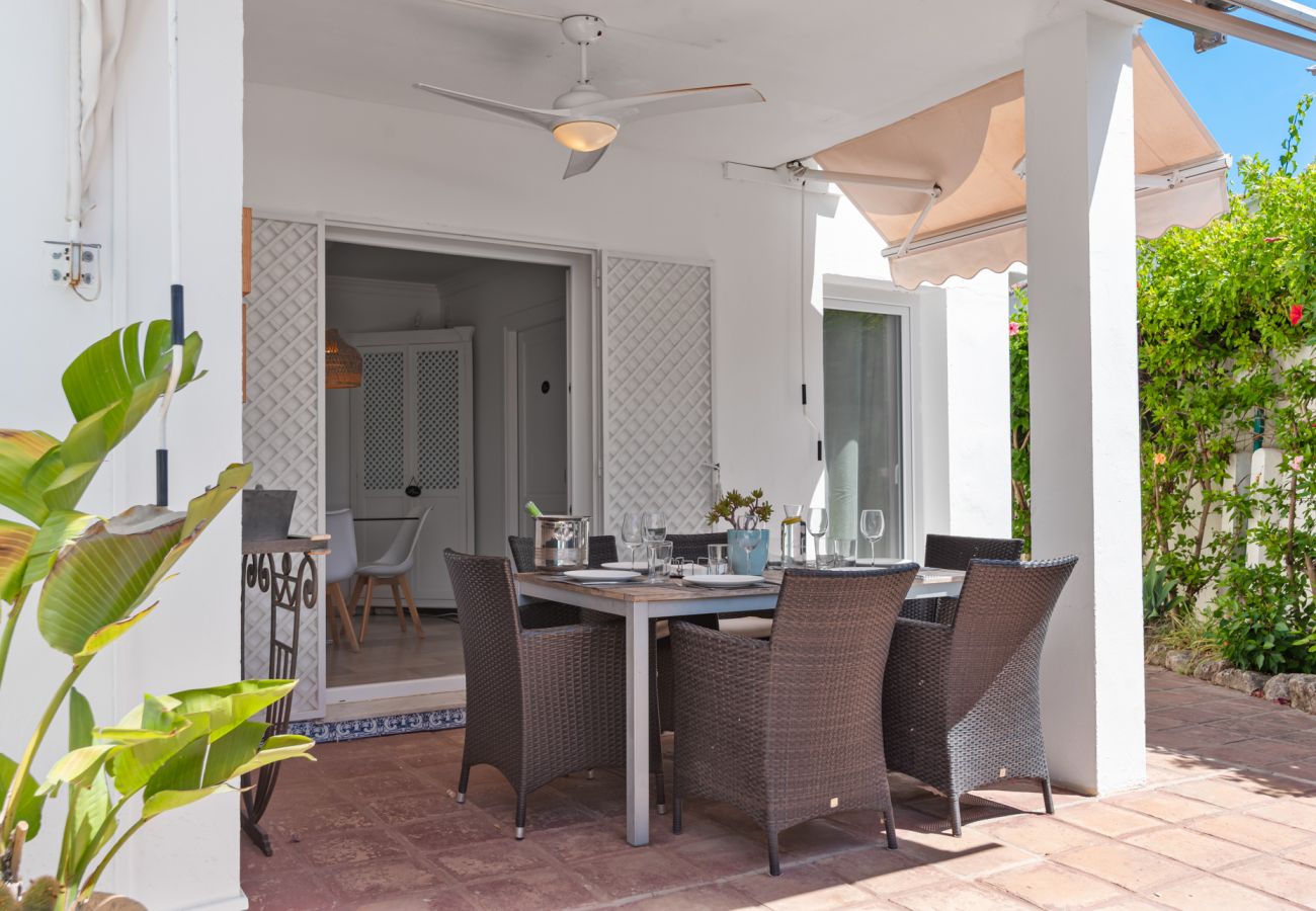 Villa in Estepona - Villa Atalaya Beach (R4195756)