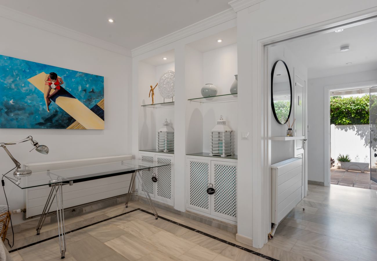 Villa in Estepona - Villa Atalaya Beach (R4195756)