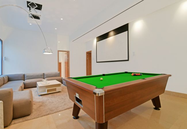 Villa in Nueva andalucia -  Villa Blanca (R2835011) Villa in Nueva andalucia -  Villa Blanca (R2835011)