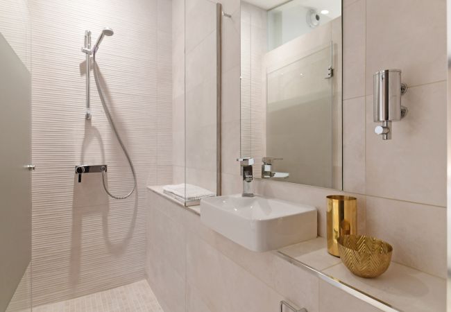 Villa in Nueva andalucia -  Villa Blanca (R2835011) Villa in Nueva andalucia -  Villa Blanca (R2835011)