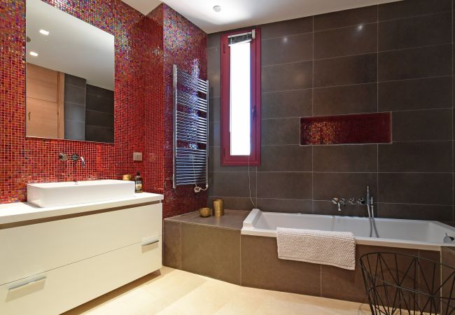 Villa in Nueva andalucia -  Villa Blanca (R2835011) Villa in Nueva andalucia -  Villa Blanca (R2835011)