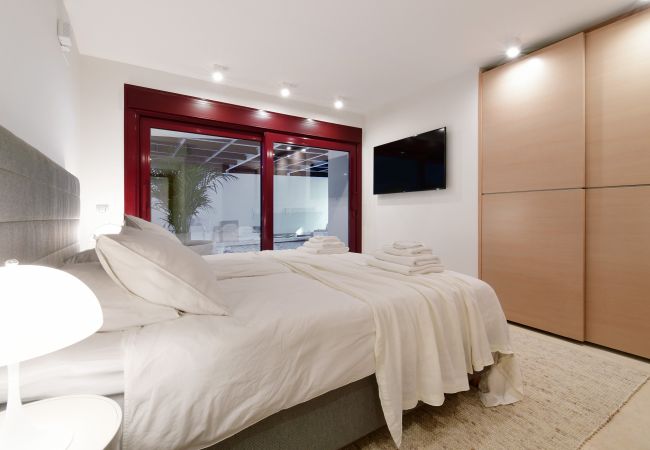 Villa in Nueva andalucia -  Villa Blanca (R2835011) Villa in Nueva andalucia -  Villa Blanca (R2835011)