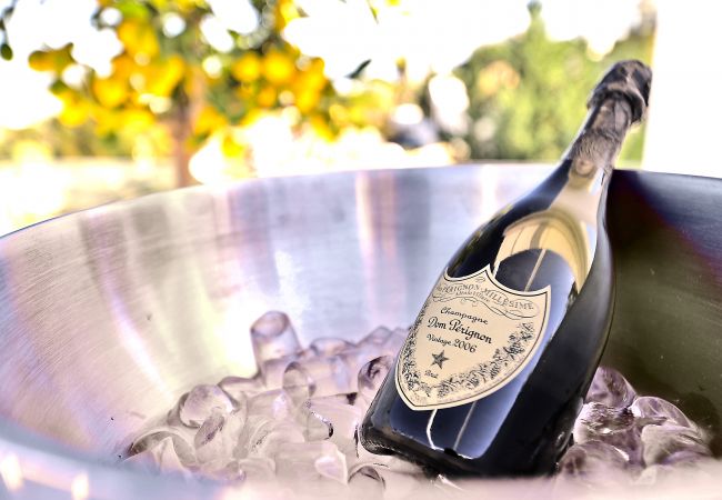 Villa in Nueva andalucia -  Villa Blanca (R2835011) Villa in Nueva andalucia -  Villa Blanca (R2835011)