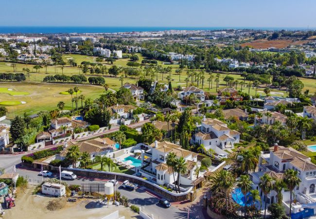 Villa in Nueva andalucia -  Villa La Petanque (R2739026) Villa in Nueva andalucia -  Villa La Petanque (R2739026)