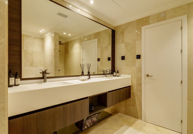 Villa in Nueva andalucia -  Villa La Petanque (R2739026) Villa in Nueva andalucia -  Villa La Petanque (R2739026)