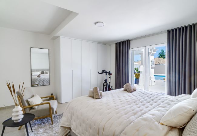 Villa in Nueva andalucia -  Villa La Petanque (R2739026) Villa in Nueva andalucia -  Villa La Petanque (R2739026)