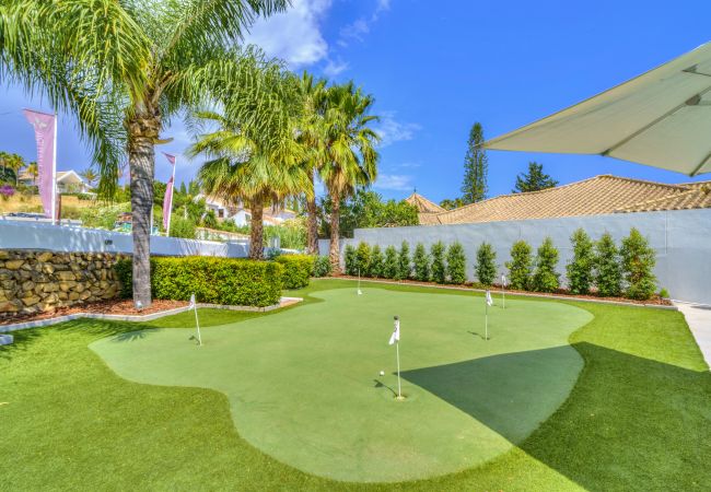 Villa in Nueva andalucia -  Villa La Petanque (R2739026) Villa in Nueva andalucia -  Villa La Petanque (R2739026)