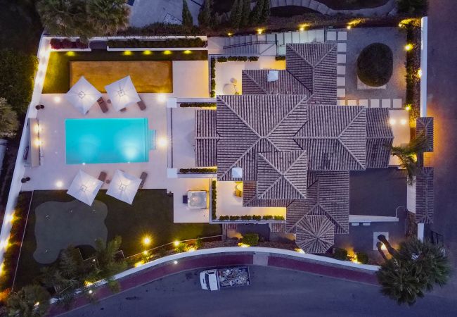 Villa in Nueva andalucia -  Villa La Petanque (R2739026) Villa in Nueva andalucia -  Villa La Petanque (R2739026)