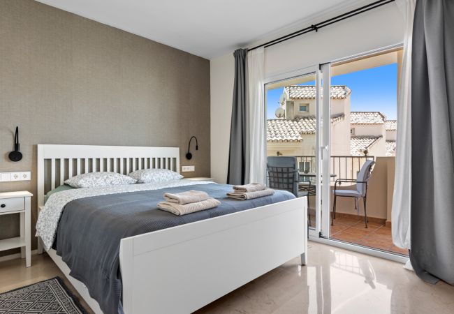 Rijhuis in Marbella - Casa Sunshine (R4355587) Rijhuis in Marbella - Casa Sunshine (R4355587)