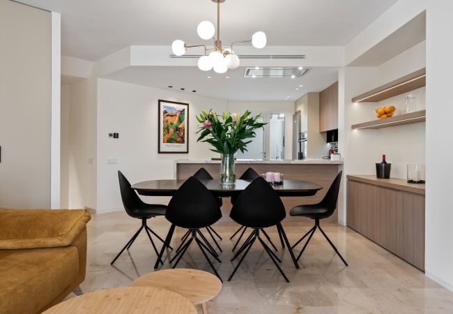 Rijhuis in Marbella - Casa Sunshine (R4355587) Rijhuis in Marbella - Casa Sunshine (R4355587)