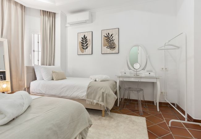 Villa in Marbella - Villa Hakuna Matata (R4683850) Villa in Marbella - Villa Hakuna Matata (R4683850)