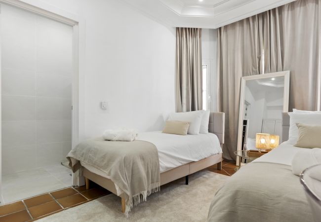Villa in Marbella - Villa Hakuna Matata (R4683850) Villa in Marbella - Villa Hakuna Matata (R4683850)