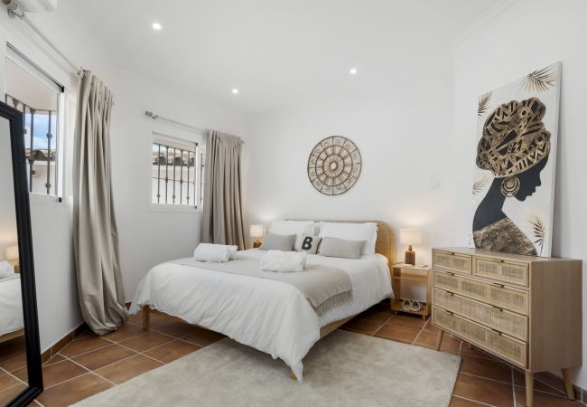 Villa in Marbella - Villa Hakuna Matata (R4683850) Villa in Marbella - Villa Hakuna Matata (R4683850)