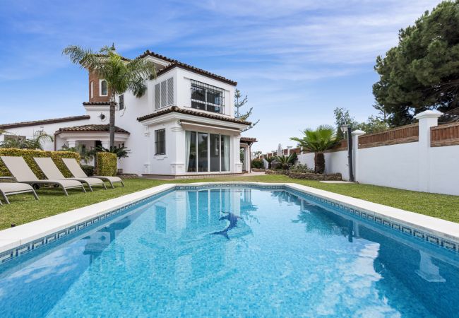 Villa in Marbella - Villa Hakuna Matata (R4683850) Villa in Marbella - Villa Hakuna Matata (R4683850)