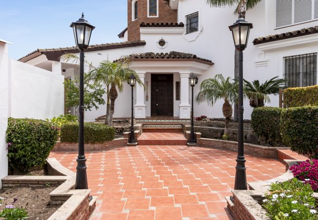 Villa in Marbella - Villa Hakuna Matata (R4683850) Villa in Marbella - Villa Hakuna Matata (R4683850)