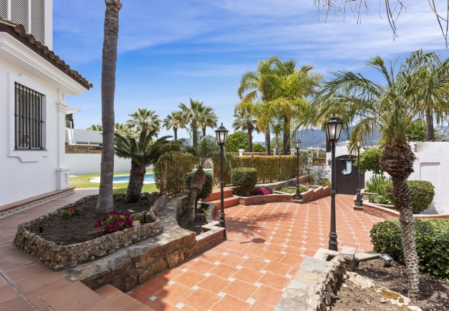 Villa in Marbella - Villa Hakuna Matata (R4683850) Villa in Marbella - Villa Hakuna Matata (R4683850)