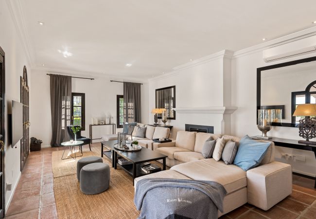 Villa in Nueva andalucia - Villa Oliva Villa in Nueva andalucia - Villa Oliva