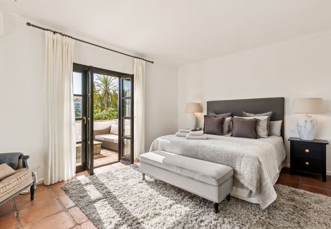 Villa in Nueva andalucia - Villa Oliva Villa in Nueva andalucia - Villa Oliva