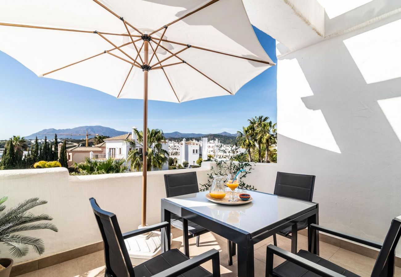 Apartment in Estepona -  Penthouse Capricho (R3685394)