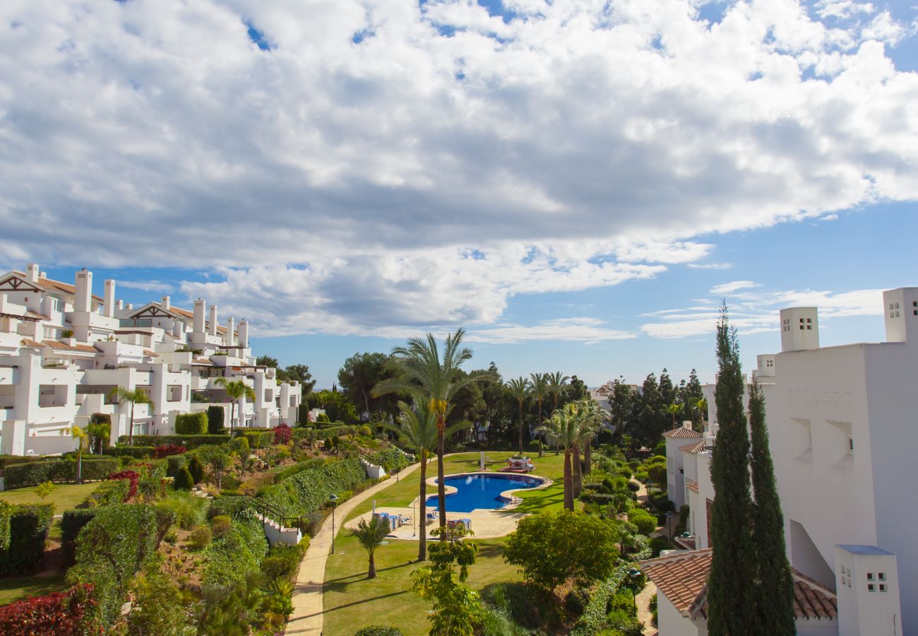 Apartment in Marbella -  Palm Beach Penthouse (R2611208)